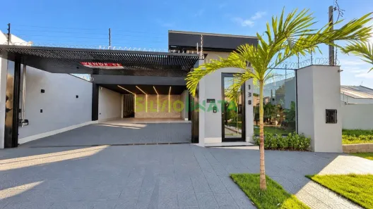 Casa com 3 Quartos à venda, 280m² no Jardim Fregadolli, Maringá