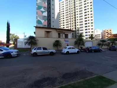 Sobrado com 4 Quartos à venda, 283m² no Vila Rosa, Goiânia