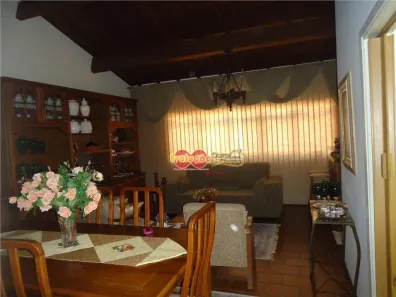 Imóvel Comercial com 3 Quartos à venda, 200m² no Jardim Santo Antônio, Itatiba