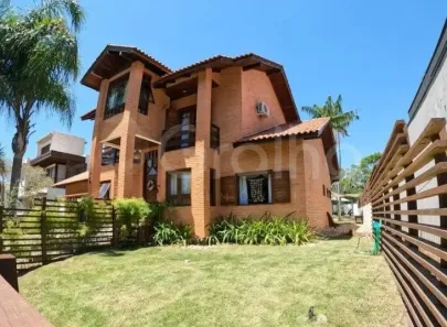 Casa de Condomínio com 4 Quartos à venda, 230m² no Rio Tavares, Florianópolis