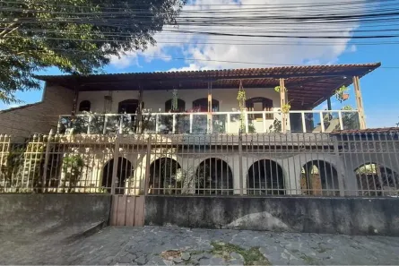 Casa com 3 Quartos para alugar, 130m² no Alvorada, Contagem
