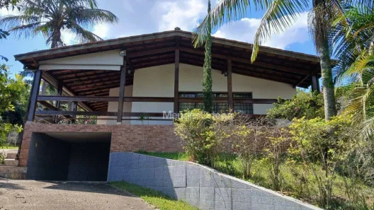 Fazenda/Sítio com 3 Quartos à venda, 177m² no Jardim Colonial II, Araçoiaba da Serra