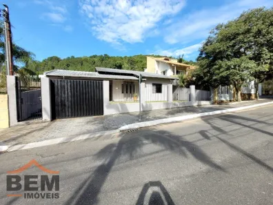 Casa com 3 Quartos à venda, 127m² no Ressacada, Itajaí
