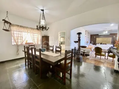 Casa com 3 Quartos para alugar, 618m² no São Luiz, Belo Horizonte