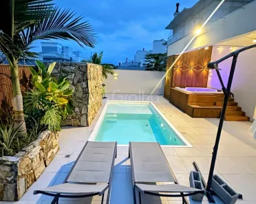 Casa com 3 Quartos para alugar, 175m² no Pedra Branca, Palhoça