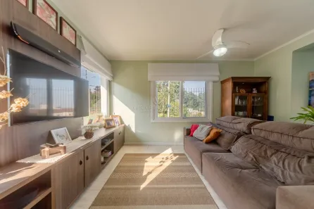 Casa com 3 Quartos à venda, 140m² no Guarujá, Porto Alegre