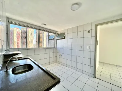 Apartamento com 2 Quartos para alugar, 60m² no Petrópolis, Natal