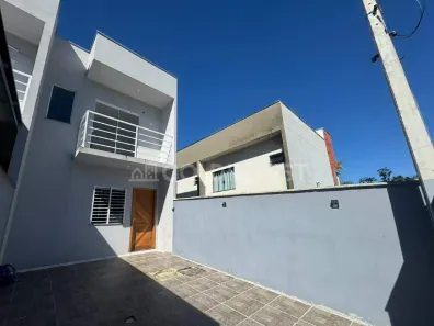 Casa com 3 Quartos para alugar, 84m² no Rio Branco, Brusque