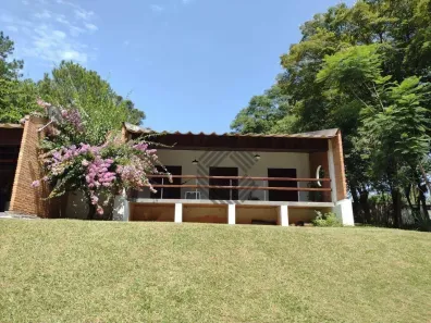 Fazenda/Sítio com 4 Quartos à venda, 239m² no Ipanema do Meio, Sorocaba