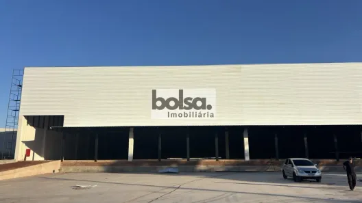 Galpão/Depósito/Armazém para alugar, 2500m² no Jardim Redentor, Bauru