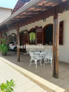 Casa com 4 Quartos à venda, 240m² no Alípio de Melo, Belo Horizonte