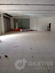 Ponto Comercial para alugar, 80m² no Novo Mundo, Uberlândia