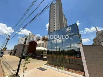 Apartamento com 2 Quartos para alugar, 45m² no Laranjeiras, Uberlândia