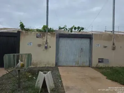 Casa com 2 Quartos à venda, 150m² no Jardim Sion, Luziânia