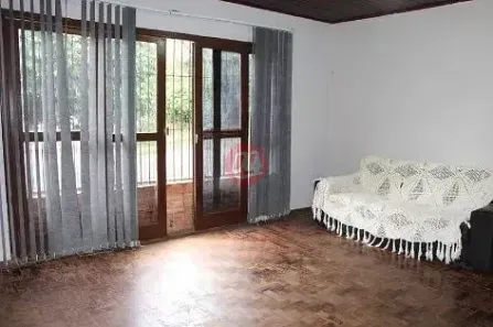 Casa com 3 Quartos para alugar, 175m² no Jardim Carvalho, Porto Alegre