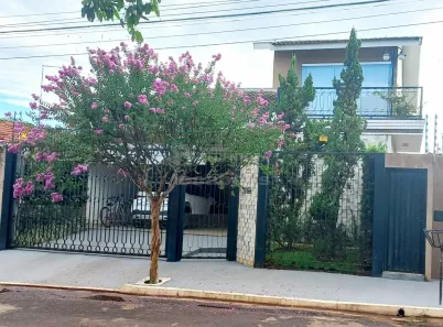 Casa com 3 Quartos à venda, 217m² no Centro, Mirassolândia