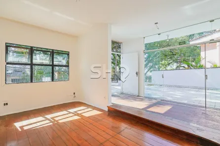 Sobrado com 3 Quartos à venda, 306m² no Sumaré, São Paulo