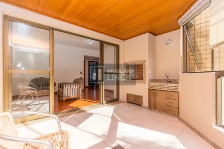 Apartamento com 3 Quartos para alugar, 103m² no Mont Serrat, Porto Alegre