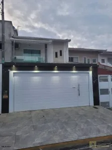 Sobrado com 3 Quartos à venda, 215m² no Areias, Camboriú