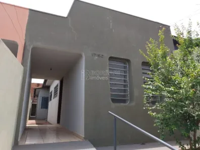 Casa com 3 Quartos para alugar, 130m² no Jardim Santa Angelina, Araraquara