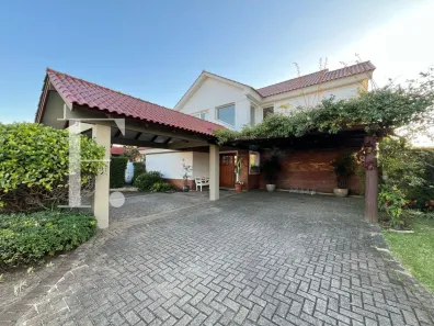 Sobrado com 5 Quartos à venda, 287m² no , Xangri-Lá