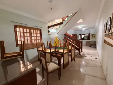 Sobrado com 3 Quartos à venda, 150m² no Jardim Santa Clara, Guarulhos
