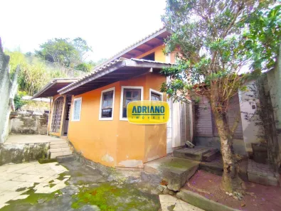 Casa com 2 Quartos para alugar, 58m² no Balneário, Florianópolis