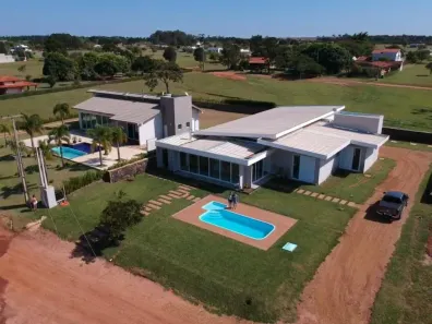 Casa de Condomínio com 3 Quartos à venda, 400m² no Riviera de Santa Cristina I, Arandu