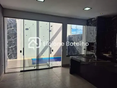 Casa de Condomínio com 3 Quartos à venda, 198m² no Minas Gerais, Uberlândia