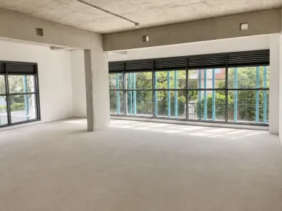 Ponto Comercial para alugar, 325m² no Indianópolis, São Paulo