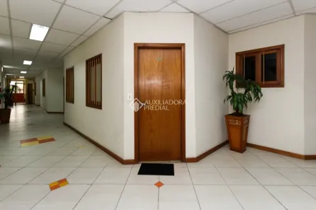 Sala Comercial à venda, 32m² no Niterói, Canoas