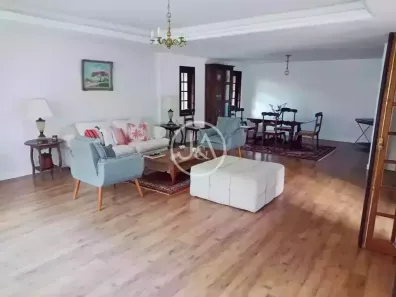 Casa com 4 Quartos à venda, 330m² no Itaipava, Petrópolis