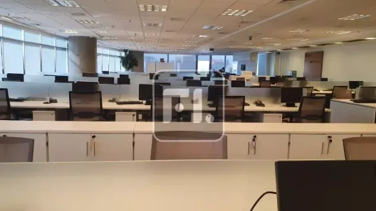 Sala Comercial para venda ou aluguel, 980m² no Vila São Francisco (Zona Sul), São Paulo