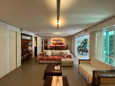 Apartamento com 4 Quartos para alugar, 240m² no Leblon, Rio de Janeiro