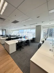 Sala Comercial para alugar, 484m² no Vila São Francisco (Zona Sul), São Paulo