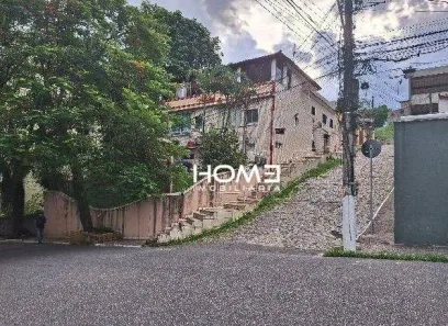 Casa de Condomínio com 4 Quartos à venda, 192m² no Centro, Rio Bonito