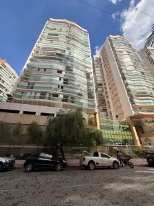 Apartamento com 3 Quartos para alugar, 135m² no Praia da Costa, Vila Velha