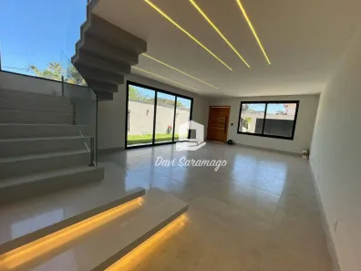 Casa com 3 Quartos à venda, 187m² no Itaipu, Niterói