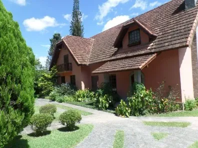 Casa com 7 Quartos à venda, 419m² no Albuquerque, Teresópolis