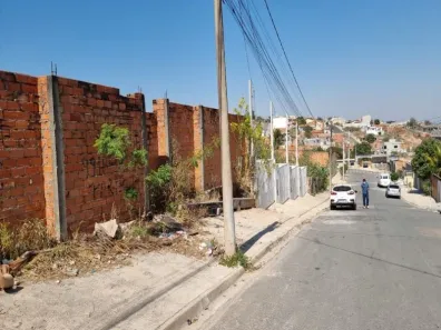 Lote/Terreno à venda, 600m² no Cidade Satélite Íris, Campinas