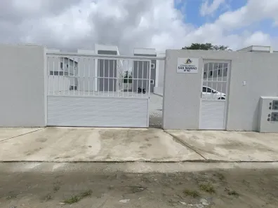 Apartamento com 2 Quartos para alugar, 46m² no Caracanga, Itaitinga