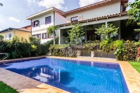 Sobrado com 5 Quartos à venda, 500m² no Jardim Leonor, São Paulo