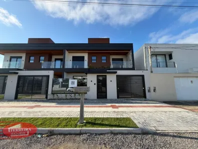 Sobrado com 3 Quartos à venda, 183m² no Guaratuba, Guaratuba