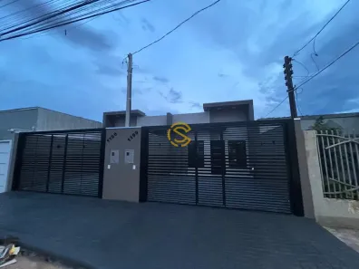 Casa com 3 Quartos à venda, 75m² no Canadá, Cascavel