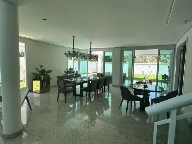 Casa com 5 Quartos para alugar, 500m² no Cidade Alpha, Eusébio