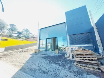 Sala Comercial para alugar, 500m² no Medianeira, Caxias do Sul