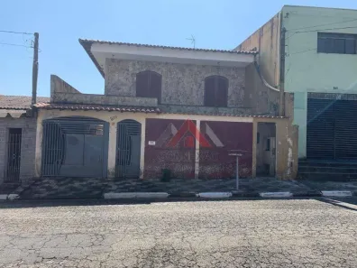 Sobrado com 4 Quartos à venda, 269m² no Vila Amorim, Suzano