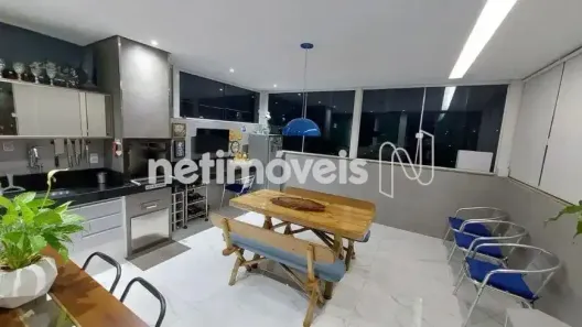 Casa com 3 Quartos à venda, 180m² no Santa Amélia, Belo Horizonte
