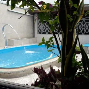 Casa com 2 Quartos à venda, 246m² no Loteamento Jardim Helena, São José dos Campos