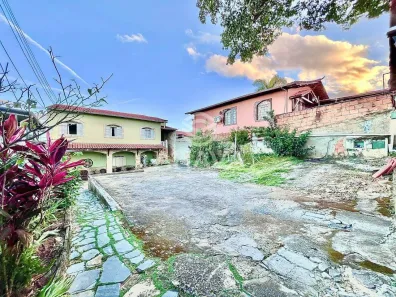 Casa com 6 Quartos à venda, 282m² no Vila Cloris, Belo Horizonte